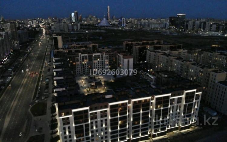 2-комнатная квартира, 60 м², 7/10 этаж, Мұхаммедханова 8 за 40 млн 〒 в Астане, Нура р-н — фото 2