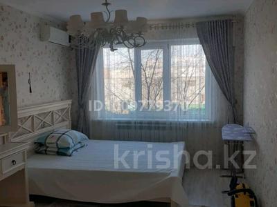 2-комнатная квартира · 48 м² · 2/5 этаж, Авангард 4 15 — Рынок Мерей,Бавариус,Вестерн клиника за 17 млн ₸ в Атырау, мкр Авангард-4