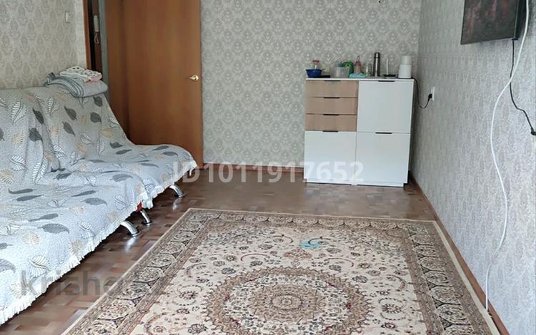 1-комнатная квартира · 32 м² · 3/5 этаж, ул. Свободы 5 — Арматурный завод за 11 млн ₸ в Усть-Каменогорске, Ульбинский — фото 2