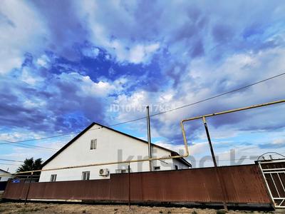 Отдельный дом · 5 комнат · 100 м² · 1000 сот., Кеңес 2 за 35 млн ₸ в Атырау