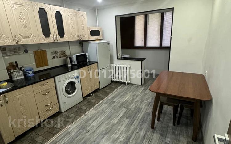 2-комнатная квартира · 49.4 м² · 1/5 этаж, мкр Мамыр-7 5 — Магазин Береке за 300 000 ₸ в Алматы, Ауэзовский р-н — фото 2