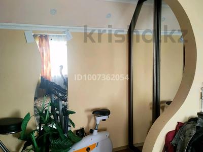 3-комнатная квартира · 59 м² · 5/5 этаж, Мик-он 3 27 — РОВД за 11 млн ₸ в Шемонаихе