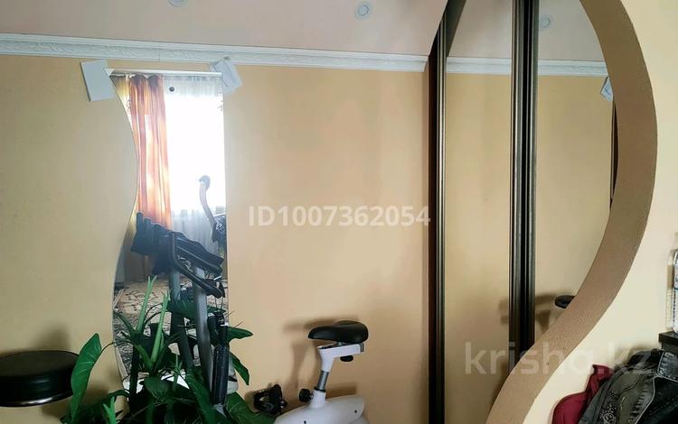 3-бөлмелі пәтер · 59 м² · 5/5 қабат, Мик-он 3 27 — РОВД, бағасы: 11 млн ₸ в Шемонаихе — фото 2