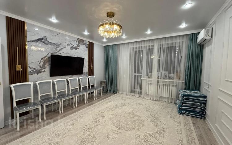 4-бөлмелі пәтер · 84 м² · 4/10 қабат, роза багланова 1, бағасы: ~ 46 млн ₸ в Астане, Нура р-н — фото 2