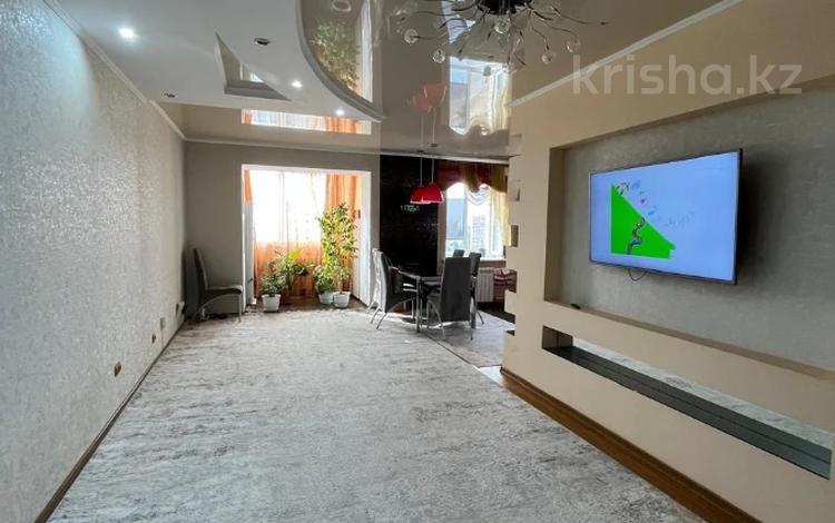 3-бөлмелі пәтер · 96.6 м² · 9/10 қабат, 12 ш/а., бағасы: 29 млн ₸ в Актобе, мкр 12 — фото 24