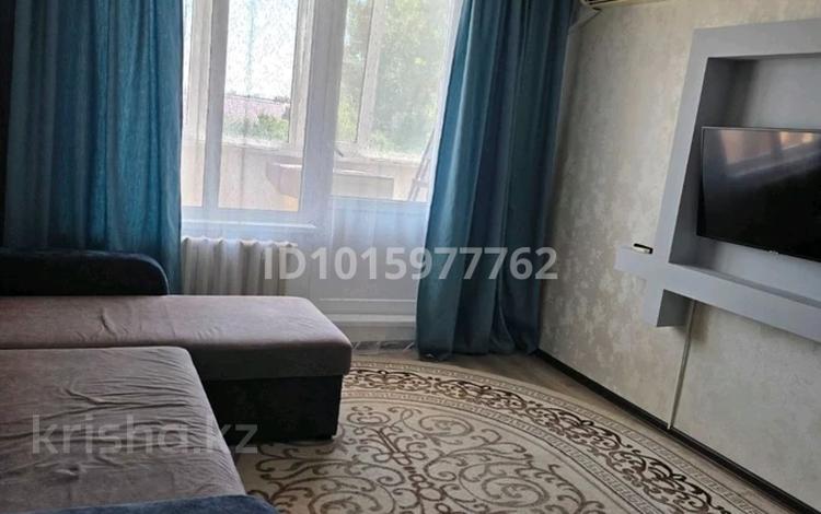 1-комнатная квартира · 40 м² · 7/9 этаж, 4 микр 8 за 120 000 ₸ в Аксае — фото 2