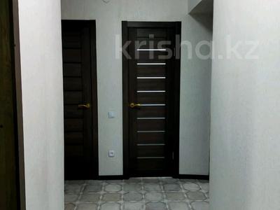 2-бөлмелі пәтер, 65 м², 4/5 қабат тәулік бойы, Ермека Серкебаева, бағасы: 10 000 〒 в Кокшетау