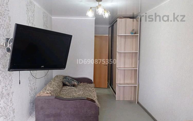 1-комнатная квартира, 30 м², 2/3 этаж помесячно, мкр Дорожник 7