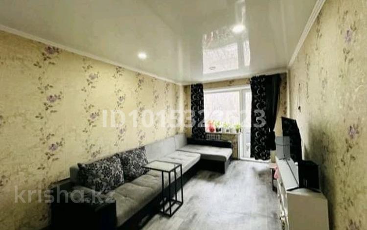 2-комнатная квартира · 42 м² · 4/5 этаж, Карла Маркса — Магазин Вишенка, Первая Школа за 5.5 млн ₸ в Шахтинске — фото 2