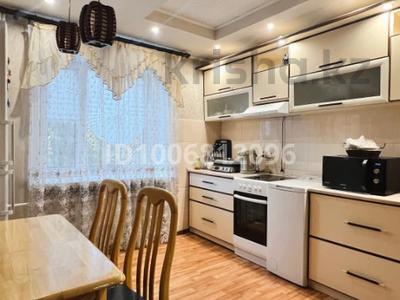 4-комнатная квартира · 86.9 м² · 1/3 этаж, Парковая 11А за 16 млн 〒 в Шахтинске