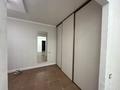 3-комнатная квартира · 140 м², Кабанбай батыра 7 за 500 000 ₸ в Астане, Есильский р-н — фото 12