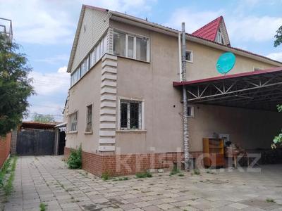 Отдельный дом · 9 комнат · 350 м² · 12 сот., мкр Кайрат за 1.5 млн ₸ в Алматы, Турксибский р-н