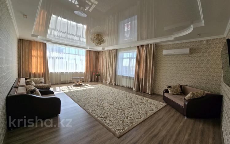 3-бөлмелі пәтер · 170.1 м² · 4/5 қабат, Сазды-3, Г.Жубановой 17б, бағасы: 50 млн ₸ в Актобе, Сазда-3 — фото 2