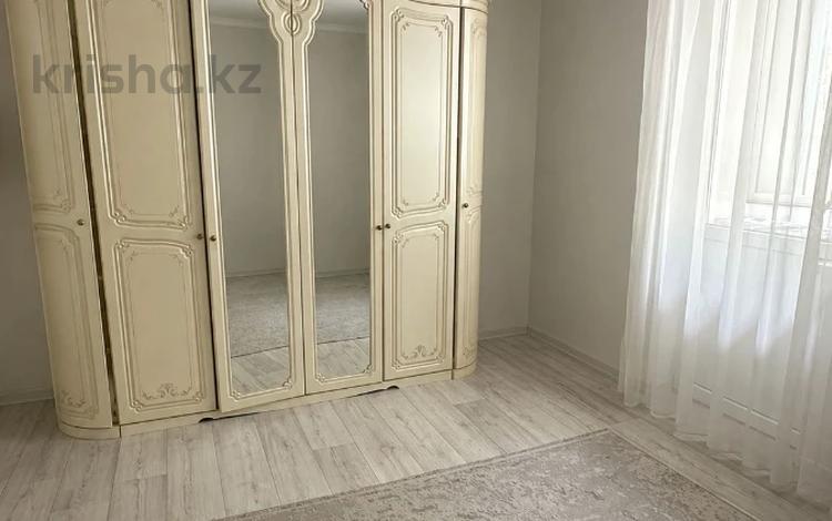 2-комнатная квартира · 60 м² · 1/5 этаж, мкр Айнабулак-2 за 37 млн ₸ в Алматы, Жетысуский р-н — фото 6