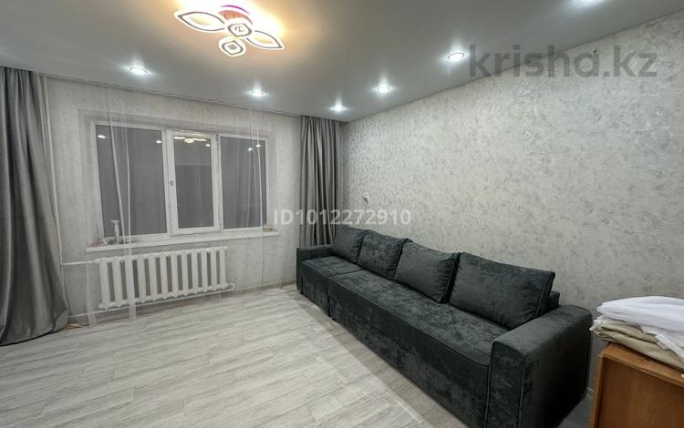 2-комнатная квартира · 54 м² · 2/9 этаж, Богенбайұлы 32 за 12 000 ₸ в Семее — фото 2