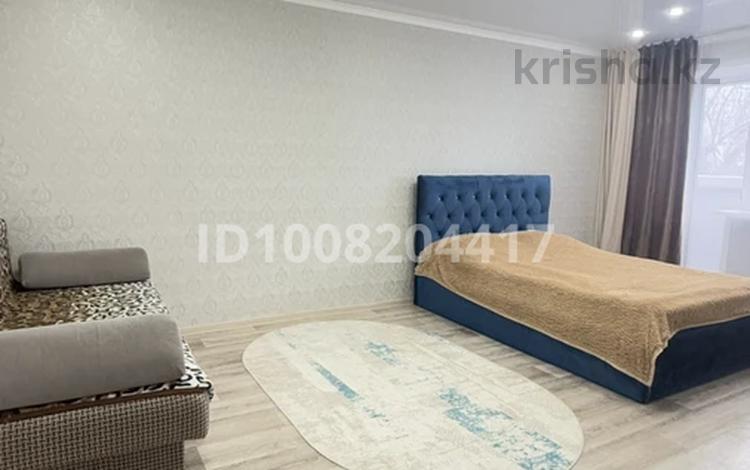 1-бөлмелі пәтер · 38 м² · 2/4 қабат, Букетова 38, бағасы: 13 000 〒 в Петропавловске — фото 2