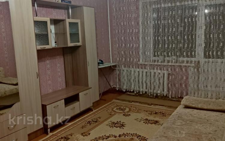 1-комнатная квартира, 34 м², 6/6 этаж, Ломова за 8.5 млн 〒 в Павлодаре — фото 2