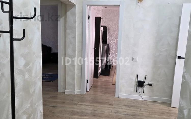 3-бөлмелі пәтер · 90 м² · 9/9 қабат, Мамыр-4 ш/а. — Шаляпина Момыш улы, бағасы: 400 000 ₸ в Алматы, Ауэзовский р-н — фото 2