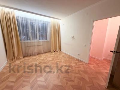 1-бөлмелі пәтер · 35 м² · 10/14 қабат, Кайыма Мухамедханова 17, бағасы: 27.9 млн ₸ в Астане, Есильский р-н