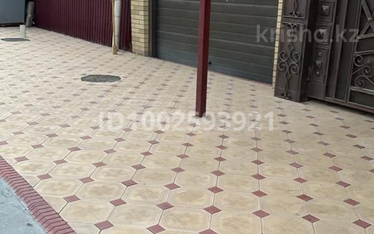 Дом · 6 комнат · 200 м², Яссауи-1, дом 5 — Сзади Анвар супермаркета. за 45 000 ₸ в  — фото 10