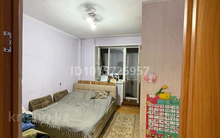 3-комнатная квартира · 68 м² · 4/9 этаж, мкр Аксай-3Б 2 за 47 млн ₸ в Алматы, Ауэзовский р-н — фото 2