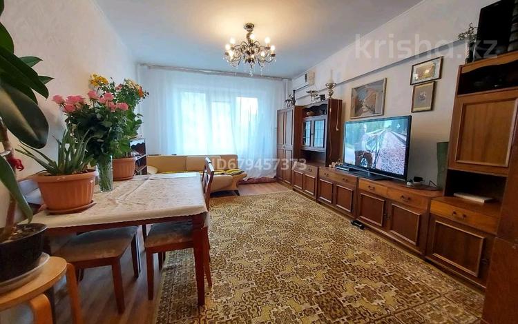 3-комнатная квартира, 72 м², 3/5 этаж, Жандосова 184 — Саина за 50 млн 〒 в Алматы — фото 16