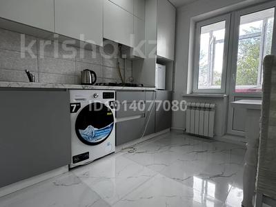 2-бөлмелі пәтер · 57 м² · 3/5 қабат, 2 ш/а., Рыскулова 200 — Алия Молдагуловой, бағасы: 13 000 ₸ в Актобе, мкр 8