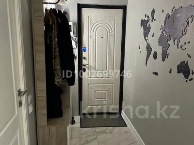 2-бөлмелі пәтер · 43.9 м² · 2/5 қабат, мкр Центральный, Абая 15 — Напротив Драмтеатра, бағасы: 17.5 млн ₸ в Атырау