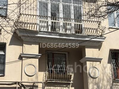 3-комнатная квартира · 72 м² · 3/3 этаж, Толе би 130б — Между Муканова и Жумалиева за 54.8 млн ₸ в Алматы, Алмалинский р-н