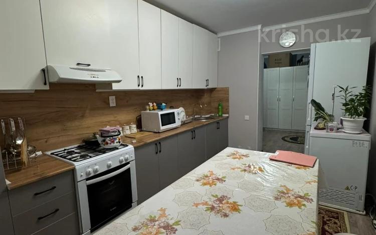 2-комнатная квартира · 70 м² · 1/9 этаж, мкр 12 за 22.7 млн ₸ в Актобе — фото 2