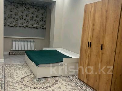 1-бөлмелі пәтер, 40 м², 6/7 қабат ай сайын, 17-й мкр 107, бағасы: 170 000 〒 в Актау, 17-й мкр