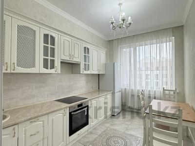 2-комнатная квартира · 60 м² · 7/8 этаж, Кабанбай Батыра 58Б за 350 000 〒 в Астане, Есильский р-н