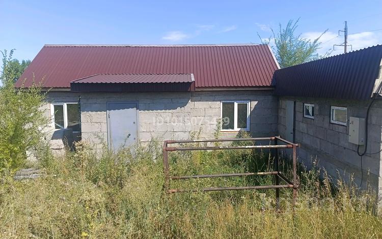 Жеке үй · 3 бөлме · 48 м² · 9 жүзд., Дробышева 16 — 23 мкр, бағасы: 9 млн ₸ в Усть-Каменогорске — фото 2