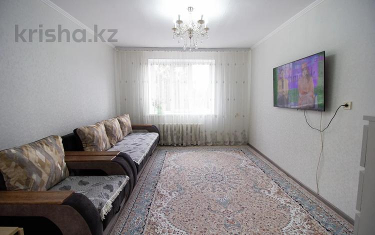2-комнатная квартира, 53.1 м², 2/5 этаж, асанова за 19.5 млн 〒 в Талдыкоргане, мкр Жетысу — фото 2