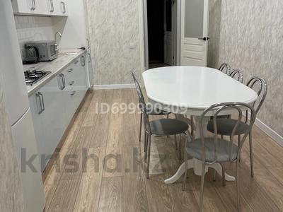 Пәтерлер в Западно-Казахстанской обл.: 3-бөлмелі пәтер · 100 м² · 4/5 қабат, мкр Строитель 39/3, бағасы: 350 000 〒 3-бөлмелі пәтер · 100 м² · 4/5 қабат, мкр Строитель 39/3, бағасы: 350 000 〒 в Уральске
