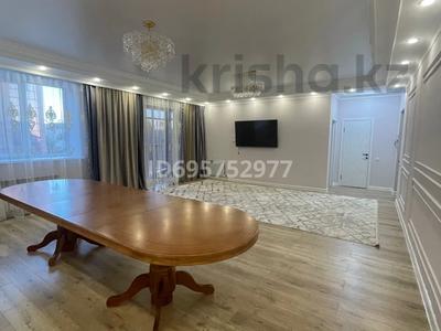 4-комнатная квартира · 130 м² · 2/5 этаж, мкр Юго-Восток, Муканова 49/11 за 60 млн 〒 в Караганде, Казыбек би р-н