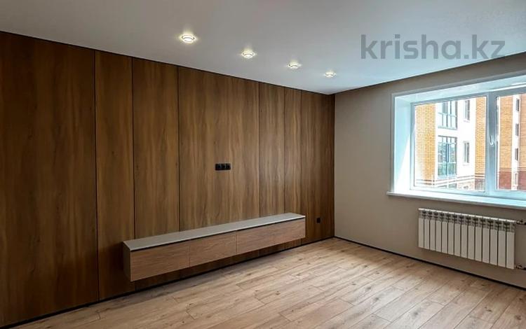 2-бөлмелі пәтер · 65 м² · 3/9 қабат, Кенесары 64, бағасы: 30 млн ₸ в Кокшетау — фото 2