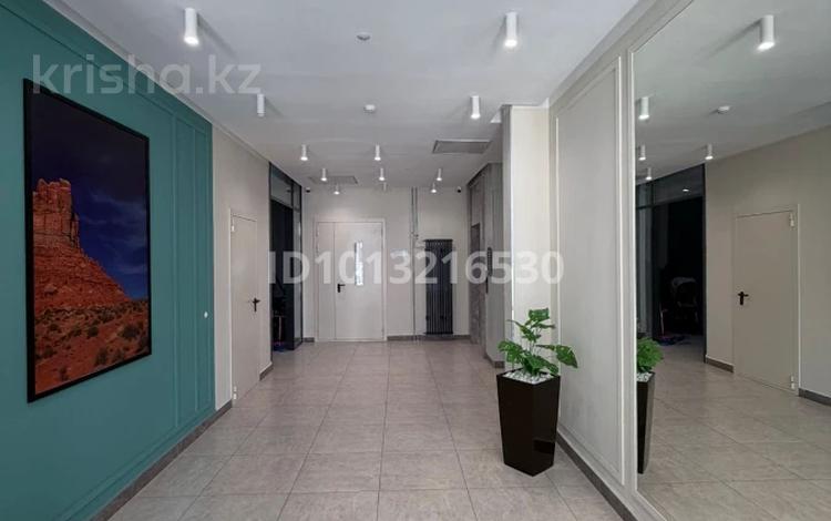 2-комнатная квартира · 55 м² · 5/9 этаж, Кайыма Мухамедханов 6a за 350 000 ₸ в Астане — фото 2
