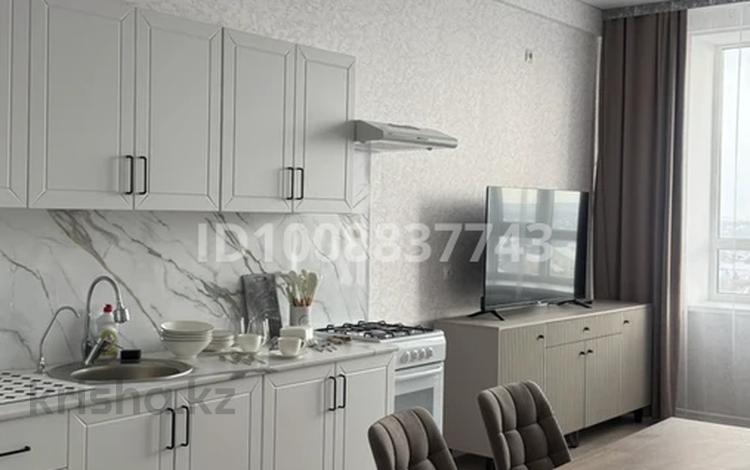 1-бөлмелі пәтер · 56 м² · 7/9 қабат, Абая 101, бағасы: 300 000 ₸ в Костанае — фото 2
