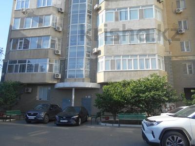 3-комнатная квартира · 93.8 м², Студенческий 190 Б за ~ 36 млн 〒 в Атырау