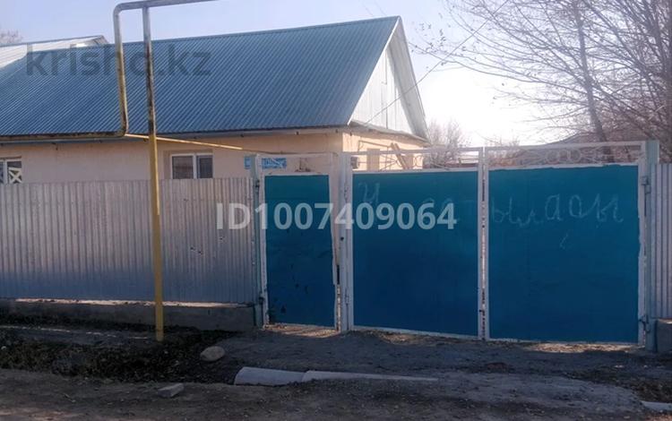 Часть дома · 3 комнаты · 70 м² · 6 сот., Базарбай, Нәби Мулдиев 35/2 за 5.5 млн 〒 в Жамбылской обл., Байзак — фото 2