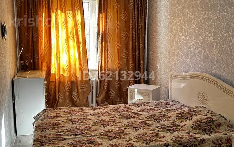 2-комнатная квартира · 44.5 м² · 2/5 этаж, Старый город, Алихана Бокейханова — 13 школа за 12 млн 〒 в Актобе — фото 2