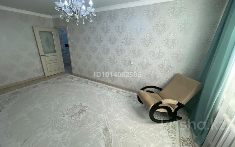 3-бөлмелі пәтер · 70 м² · 3/5 қабат, Жургенева 1, бағасы: 15 000 ₸ в Актобе, мкр. Курмыш — фото 2