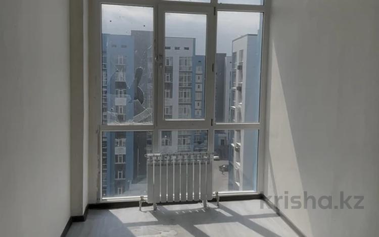 1-комнатная квартира · 37 м² · 7/9 этаж, мкр Кемел (Первомайское), Жолымбет 65/14 за 19 млн ₸ в Алматы, Жетысуский р-н — фото 2