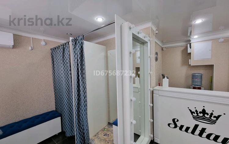Дүкендер мен бутиктер · 40 м², бағасы: 22 млн ₸ в Уральске — фото 2