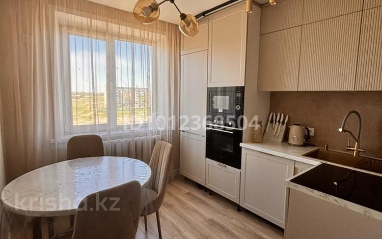 4-комнатная квартира · 68 м² · 5/5 этаж, Камзина за 20 млн ₸ в Аксу — фото 8