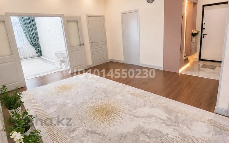 4-комнатная квартира · 155 м² · 13/15 этаж, 19-й мкр 5 за 57.5 млн ₸ в Актау — фото 2