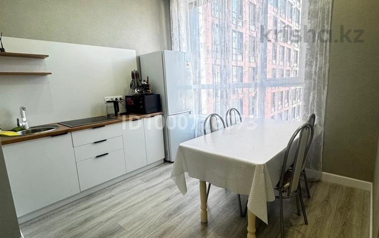 3-комнатная квартира · 85 м², Санжара Асфендиярова 11 за 30 000 ₸ в Астане, Есильский р-н — фото 2