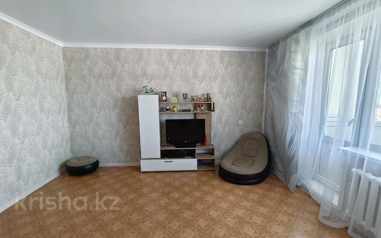 3-бөлмелі пәтер · 63 м² · 10/10 қабат, Майкудук, Мкр Голубые пруды, бағасы: 22.6 млн ₸ в Караганде, Алихана Бокейханова р-н — фото 2