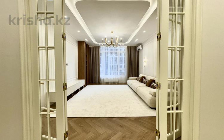 3-комнатная квартира · 97.4 м² · 6/12 этаж, Туран 39 — ШИКАРНАЯ КВАРТИРА СО СВЕЖИМ ДОРОГИМ РЕМОНТОМ за 109 млн ₸ в Астане, Нура р-н — фото 110